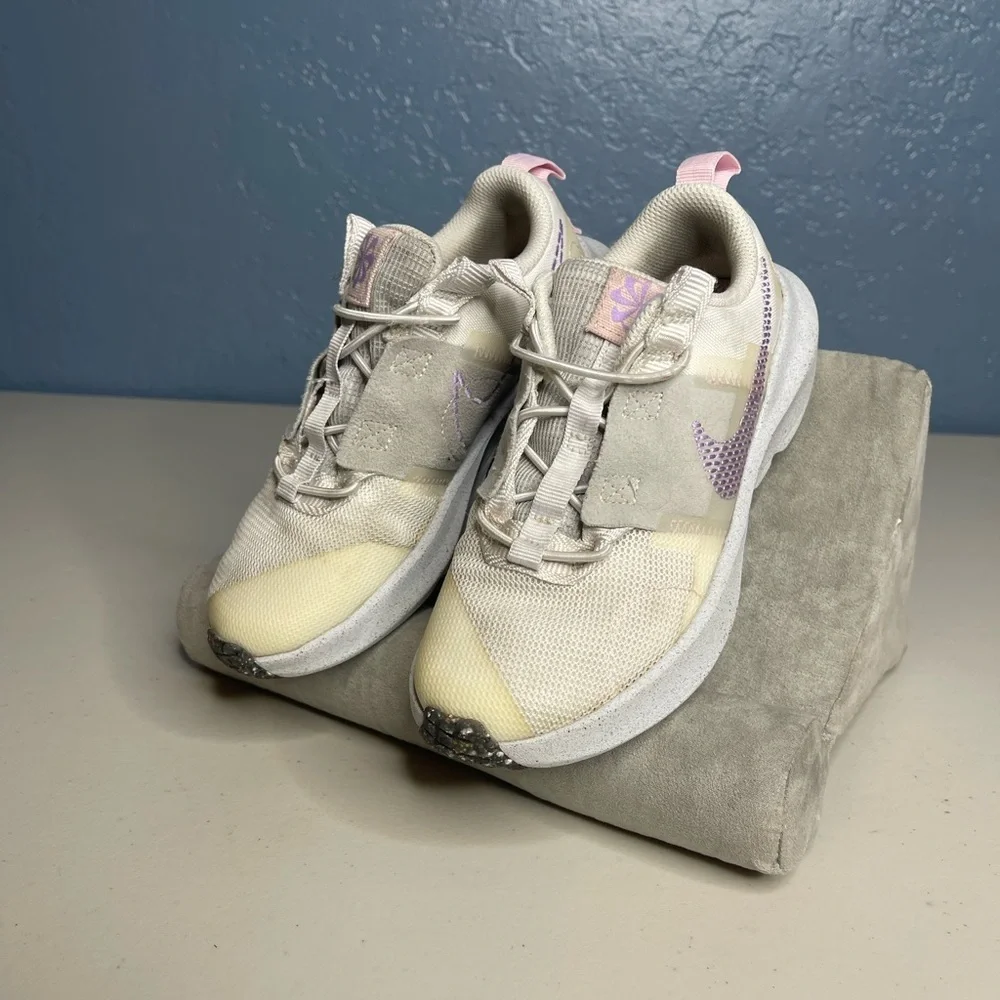 Nike kids Crater Impact sneakers. Toddler size 13C white gray lilac used